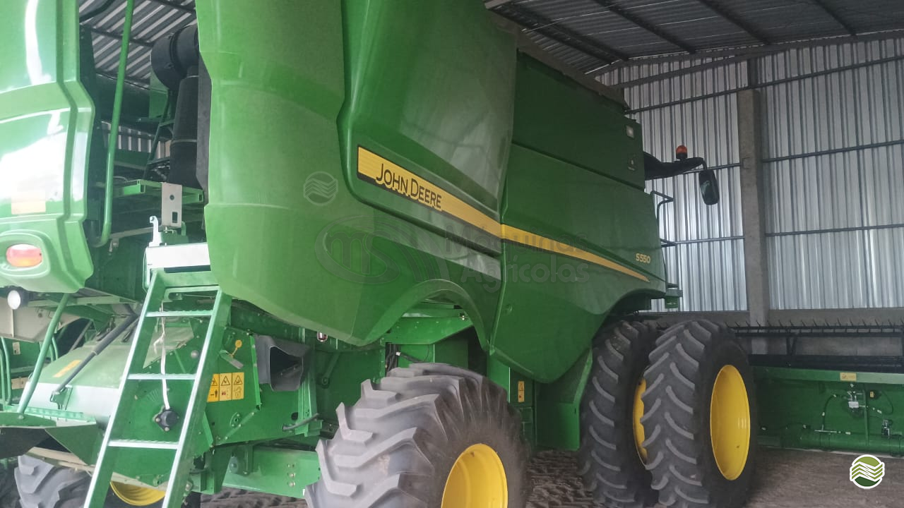 COLHEITADEIRA JOHN DEERE JOHN DEERE S550 MS Máquinas Agrícolas DOURADOS MATO GROSSO DO SUL MS